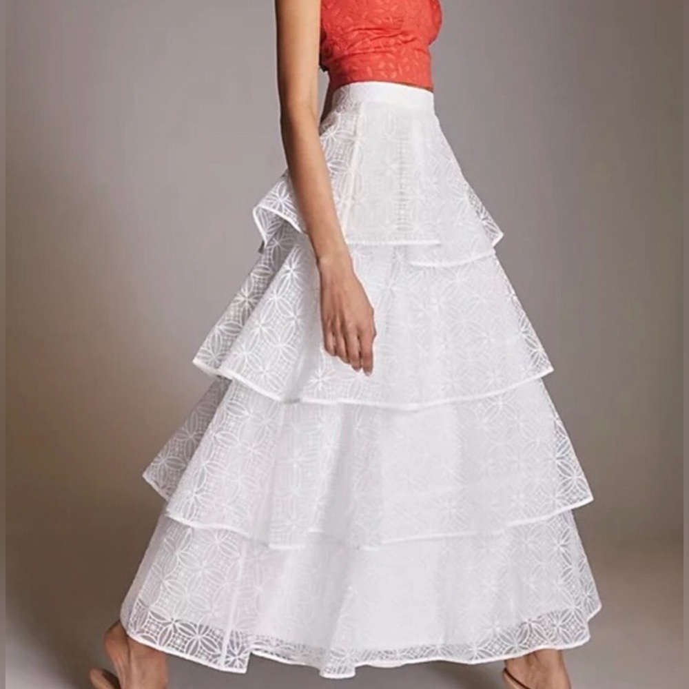 Pankaj & Nidhi White Tiered Lace Skirt - S